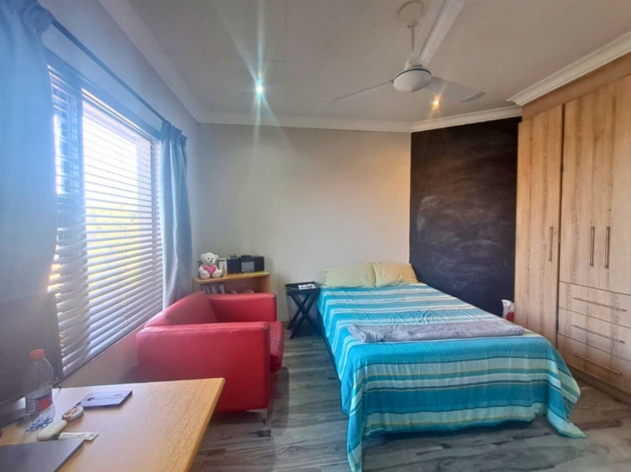 4 Bedroom Property for Sale in Boschdal North West